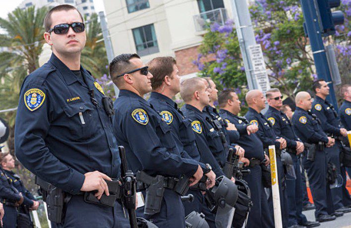 llᐈ Requisitos para Ser Policía de los Estados Unidos 2023