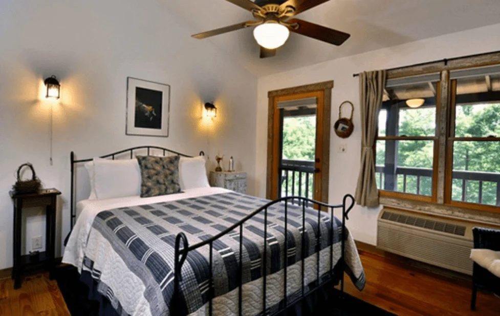Bent Creek Lodge hotel